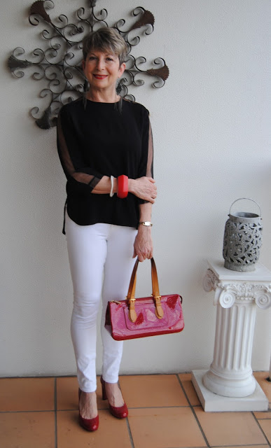 white jeans ready2